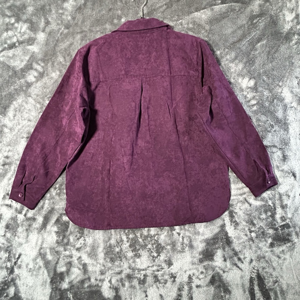 Studio‎ Works Velour Shirt Womens LP Purple Plum Petite Button Up Soft Casual - Picture 4 of 8